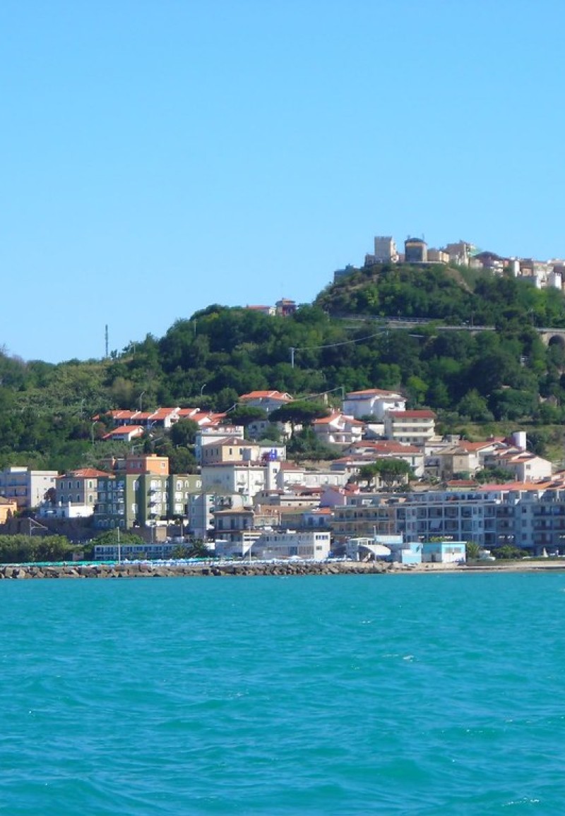 Abruzzo tra Mare e Borghi